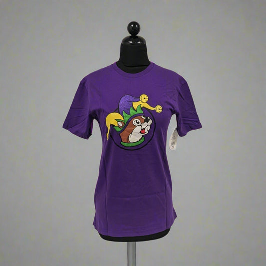 Buc-ee's purple 2025 Mardi Gras shirt with the Buc-ee's logo on the front with a fun hat. 